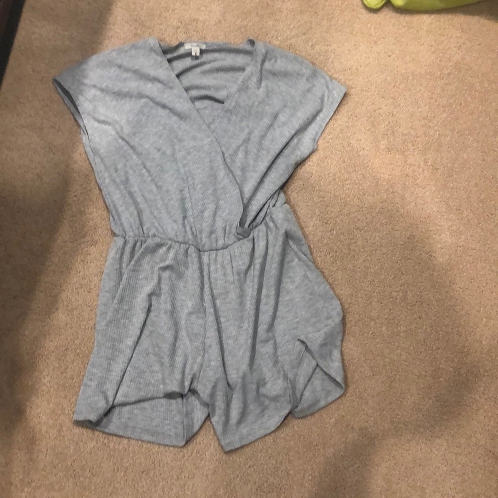 never worn doesn’t fit